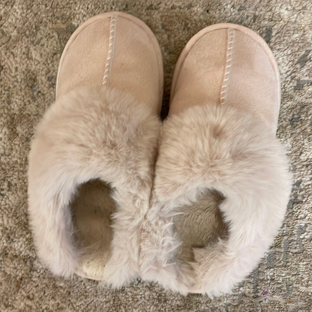 Slippers size 36-37 XS